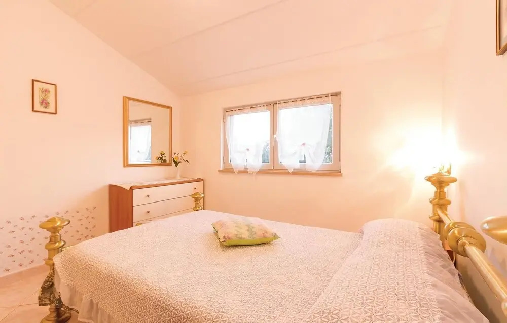 Amazing Apartment in Vodnjan With 3 Bedrooms
