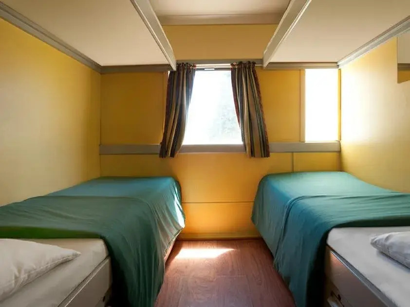 Train Lodge
