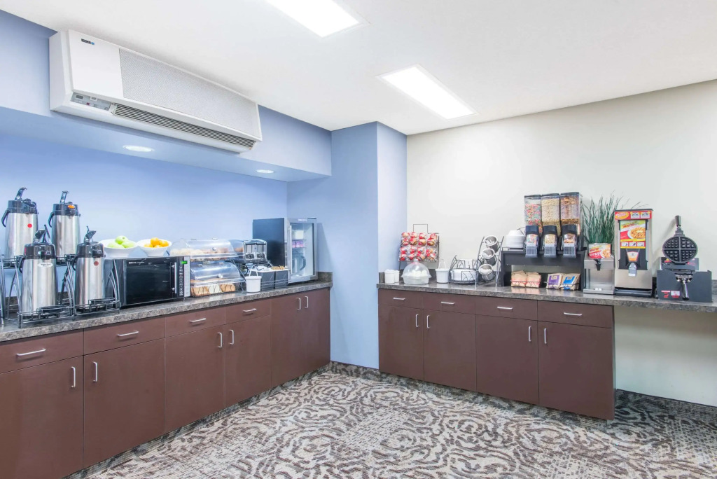 Microtel Inn & Suites by Wyndham