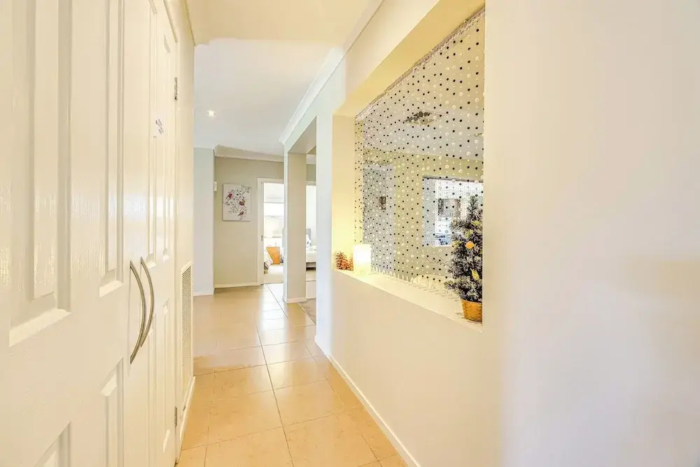 StayAU Spacious Stay Point Cook