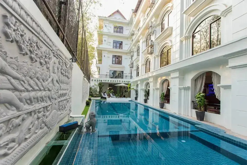 Angkor Riverside Hotel