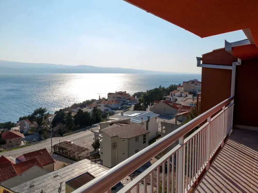 Restful Holiday Home in Stani?I with Balcony
