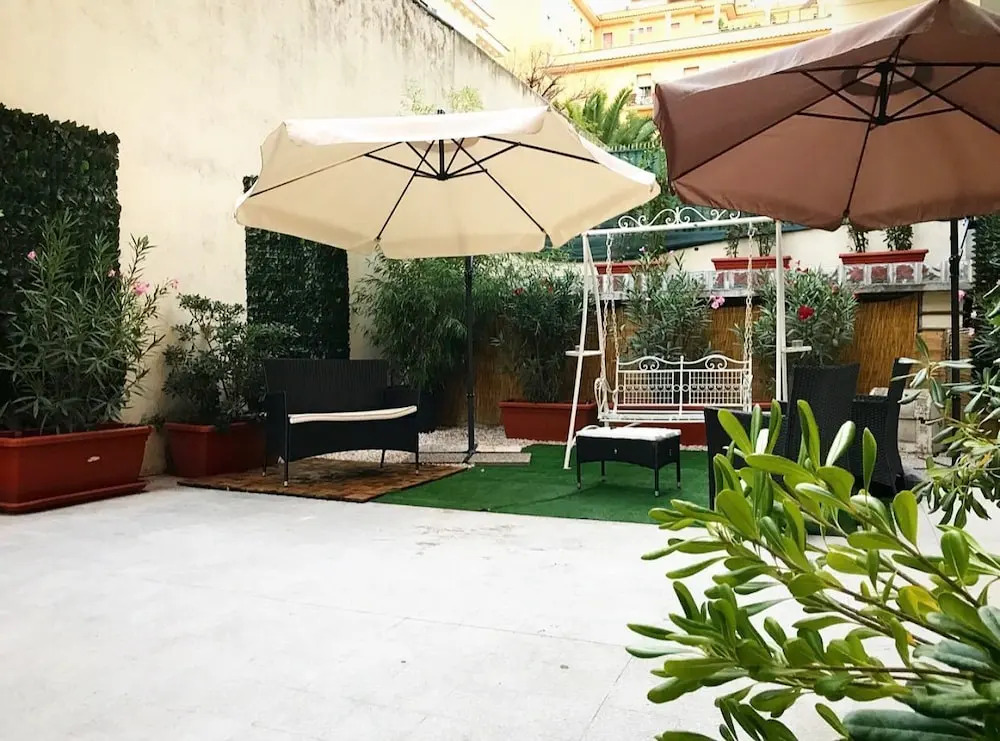 Dea Flora B&B