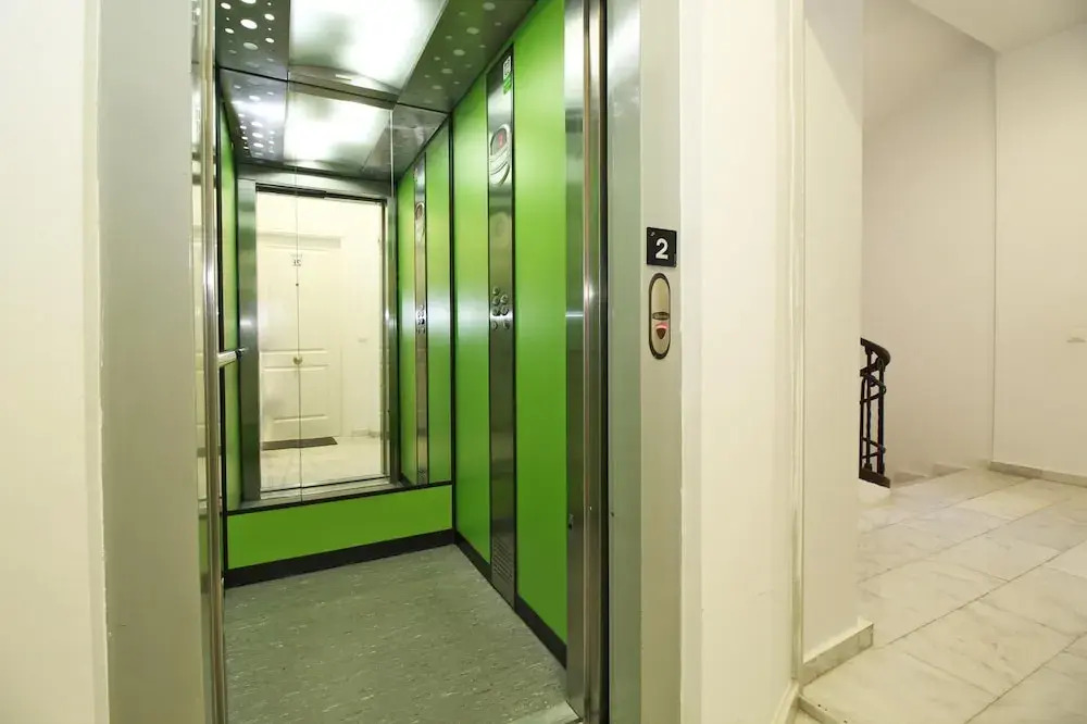 Del Parque Flats - Maestre Premium