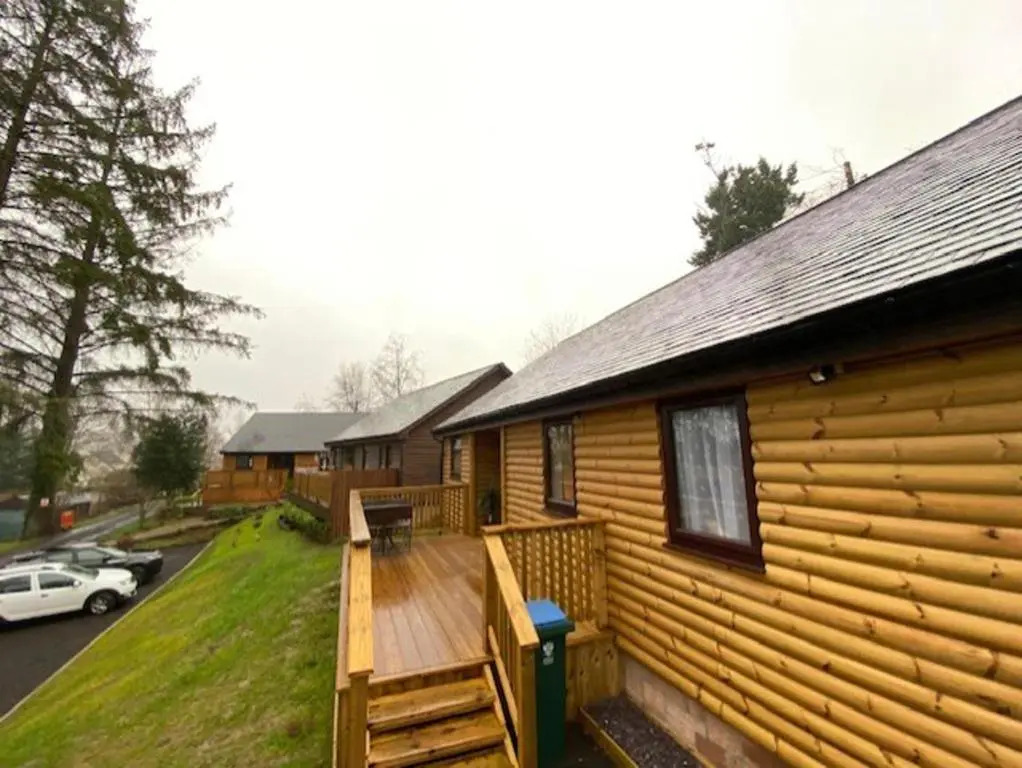 Blairgowrie Luxury 3 Bed Lodge with Hot Tub