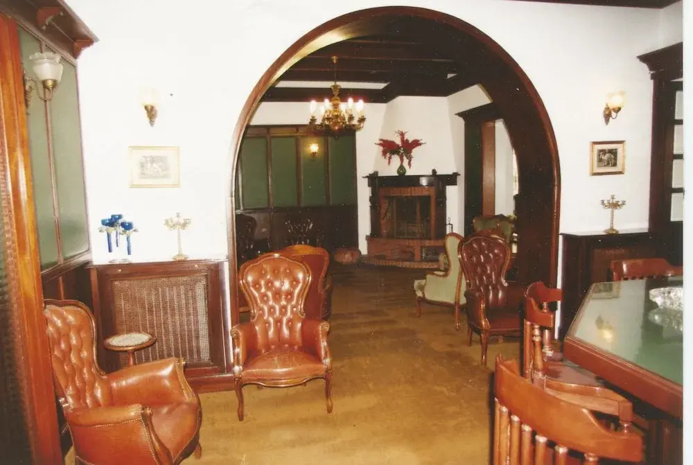 GARDEN HOTEL