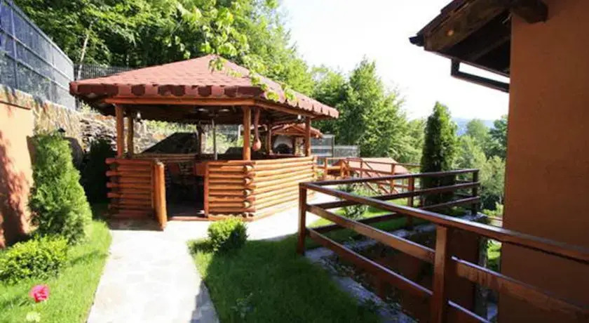 PartyHouse