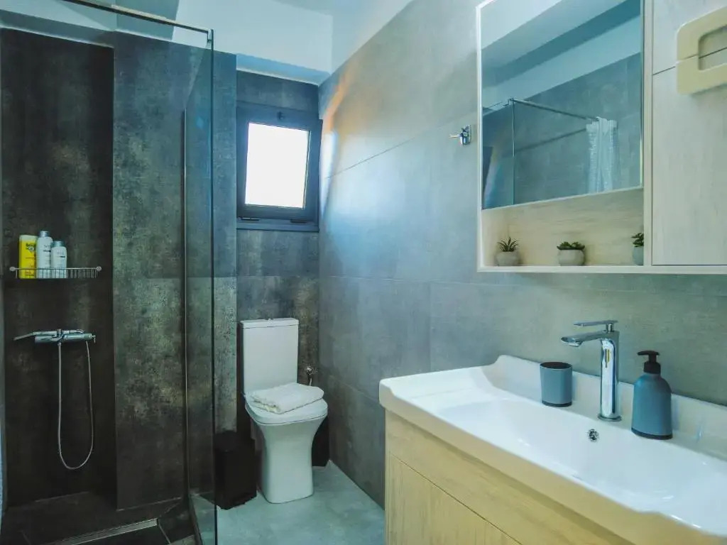 ChriLenia Apartments2