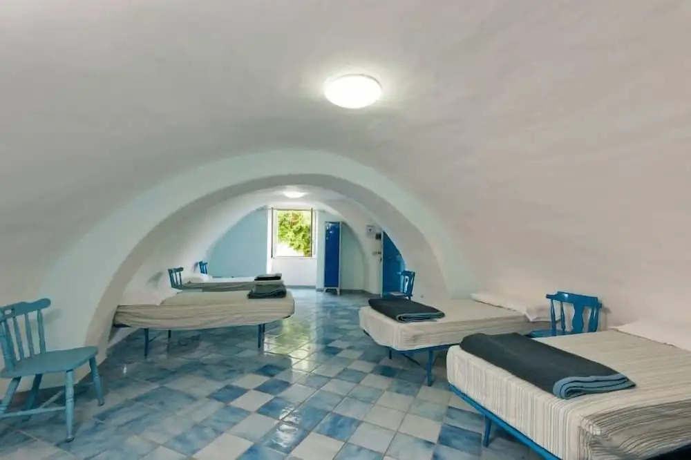 ring hostel