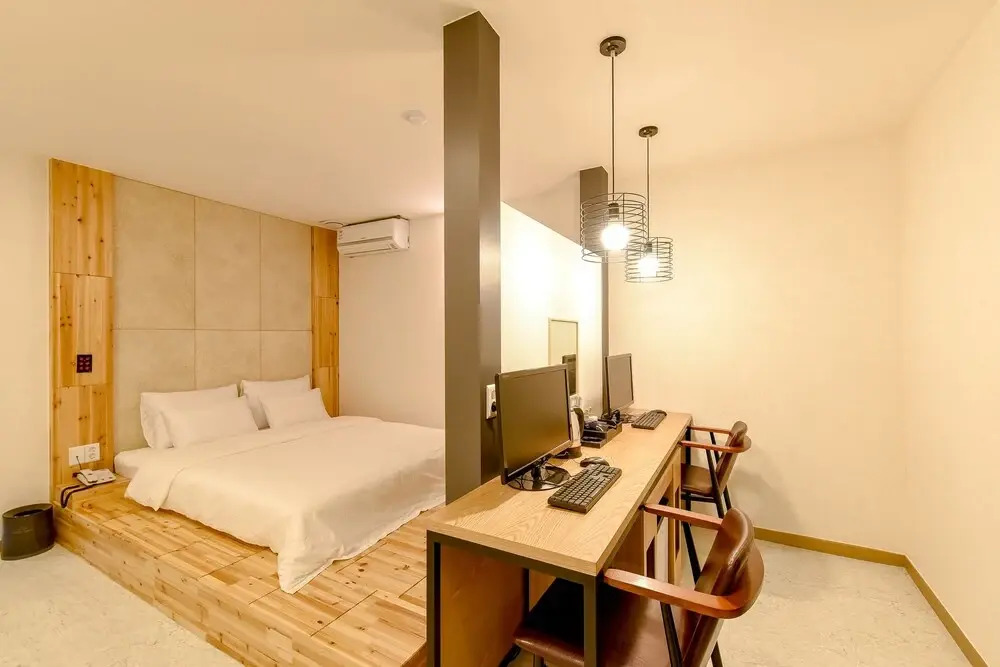 Ansan Vant Hotel