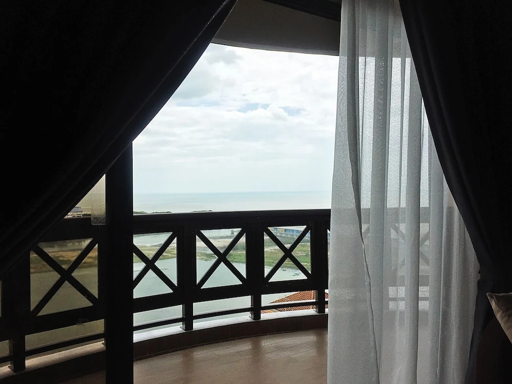 Amadel Residence