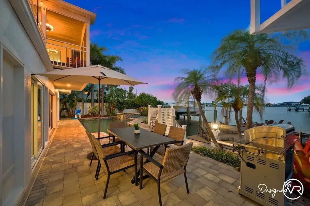 Chic 8BR with Heated Pool & Waterview