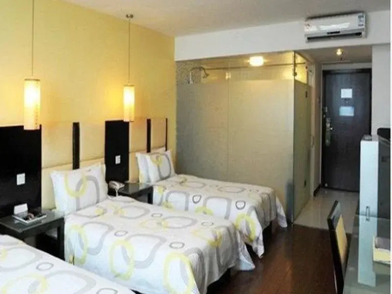 Warmth Hotel