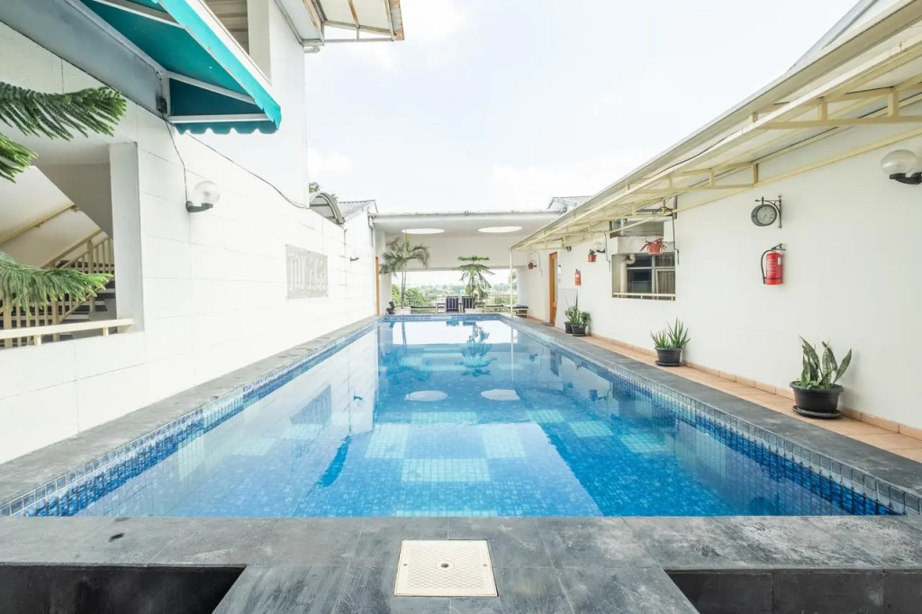 OYO 818 Micasa Residence