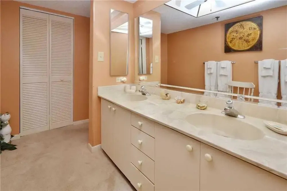 Ocean Sands 908 by Distinctive Beach Rentals