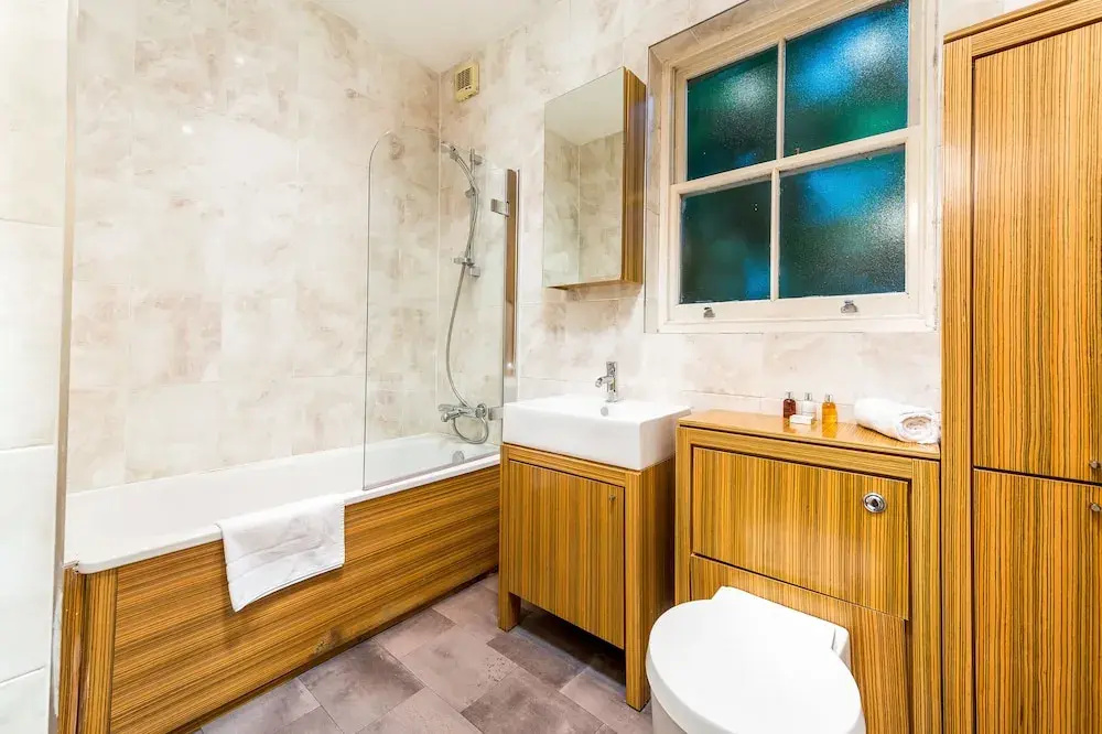 Comfortable Liverpool Street Home by Shoreditch