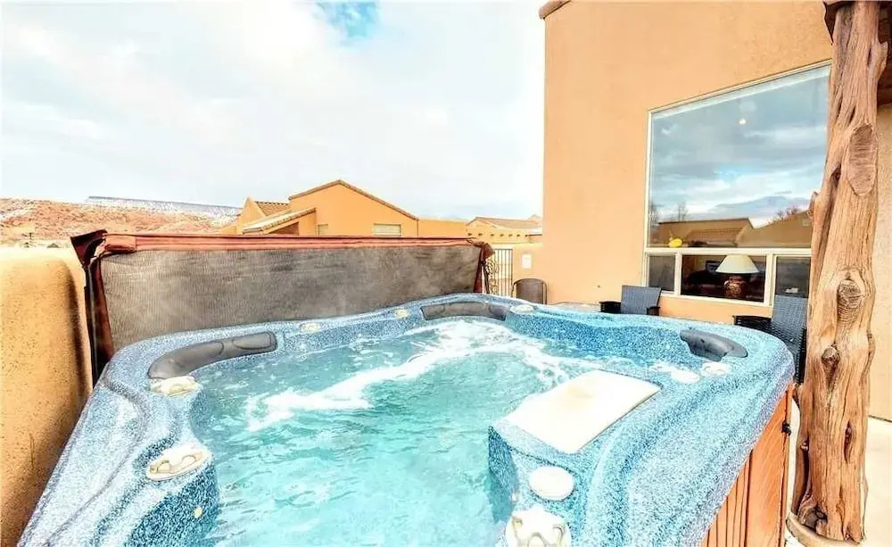 Desert Oasis X1 by RedAwning