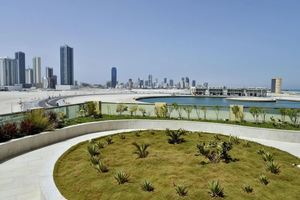 Grand Swiss-Belhotel Waterfront Seef