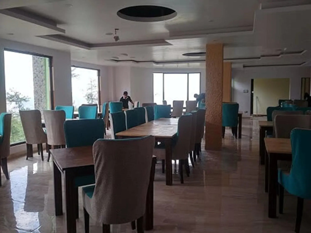 Aachman Nature Valley Resort Mashobra BY NAINA STAYCATION- Private Parking - Balcony and valley view Rooms