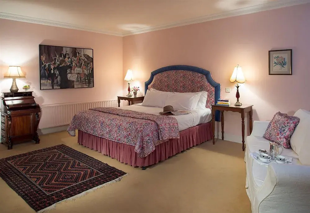 Ahernes Townhouse Hotel and Seafood Restaurant