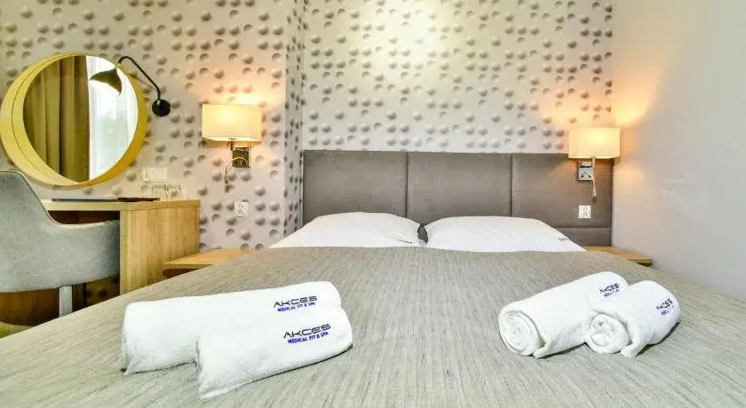 Akces Medical Fit & Spa Basen, Sauna, Jacuzzi i Siłownia w Cenie