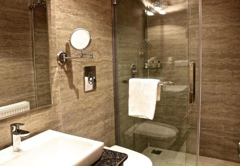 Kolahoi Green Resorts