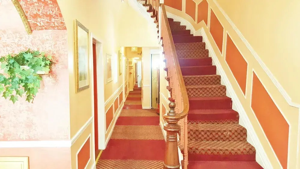 Rodeway Inn Mid Town