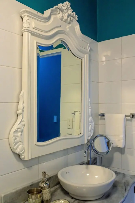 Casa Lili Teniente Rey 112