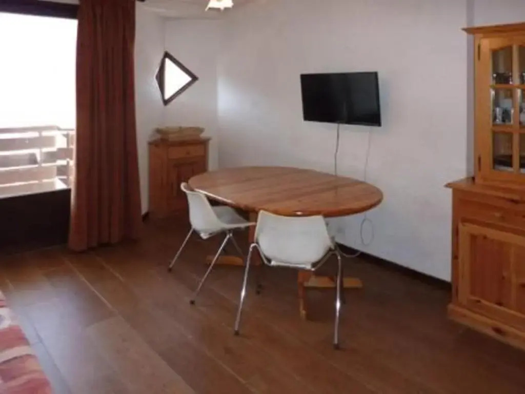 Appartement Les Orres, 2 pièces, 6 personnes - FR-1-322-159