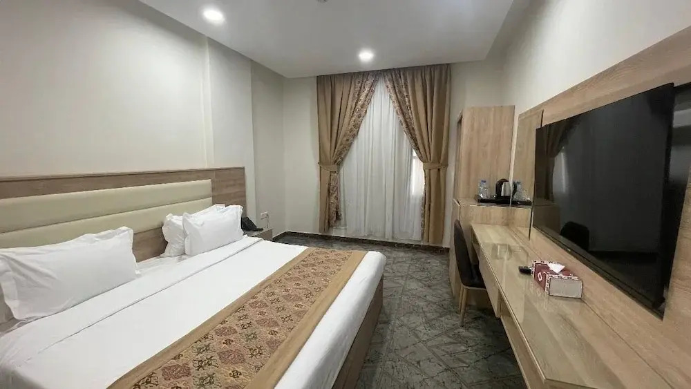 فندق ريست ان العنبرية