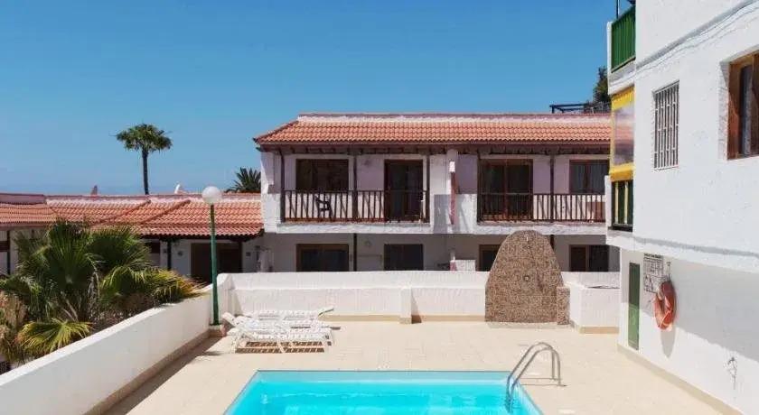Apartamentos La Galea