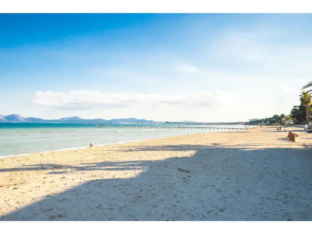 Nice renovated apartment 100 meters from the beach with Air Conditioning