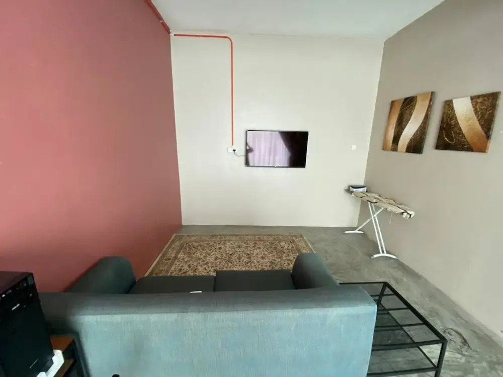 DWJ Backpacker Hostel