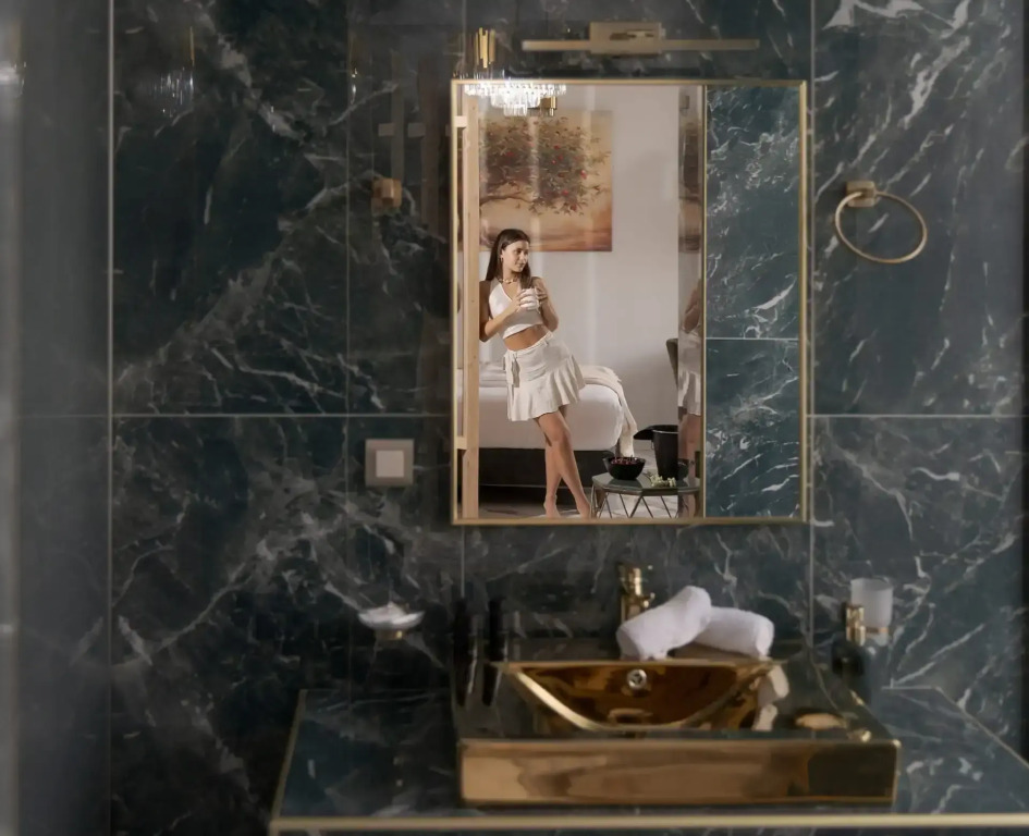 Royal Gold City Suites by Omilos Hotels
