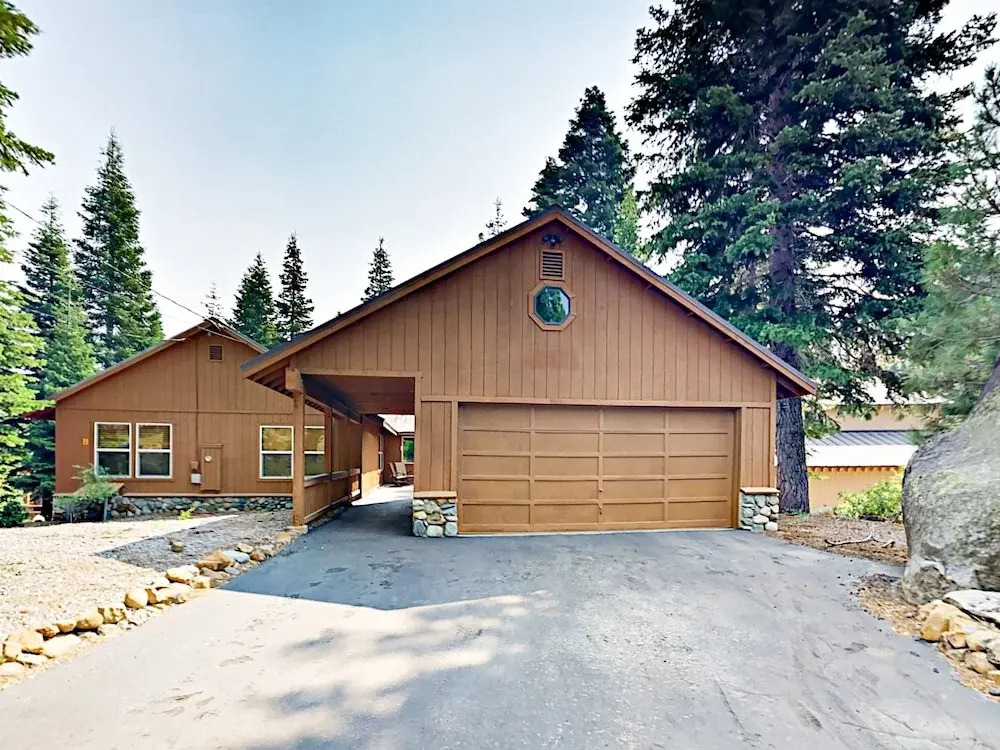 10991 Zermatt Dr Home