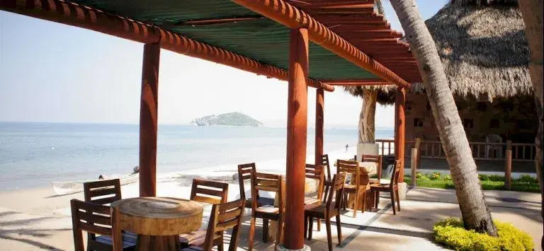 Akan Resort