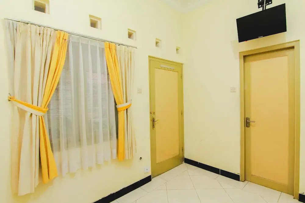 Griya Batik Giri Sekar Homestay Syariah