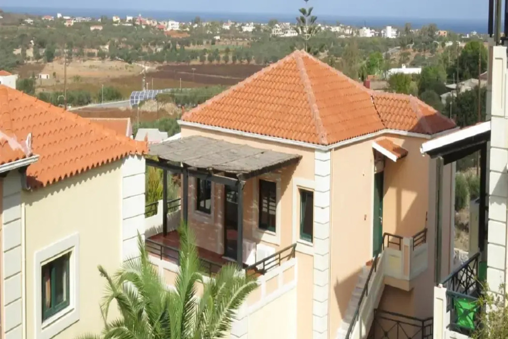 Aloni Suites