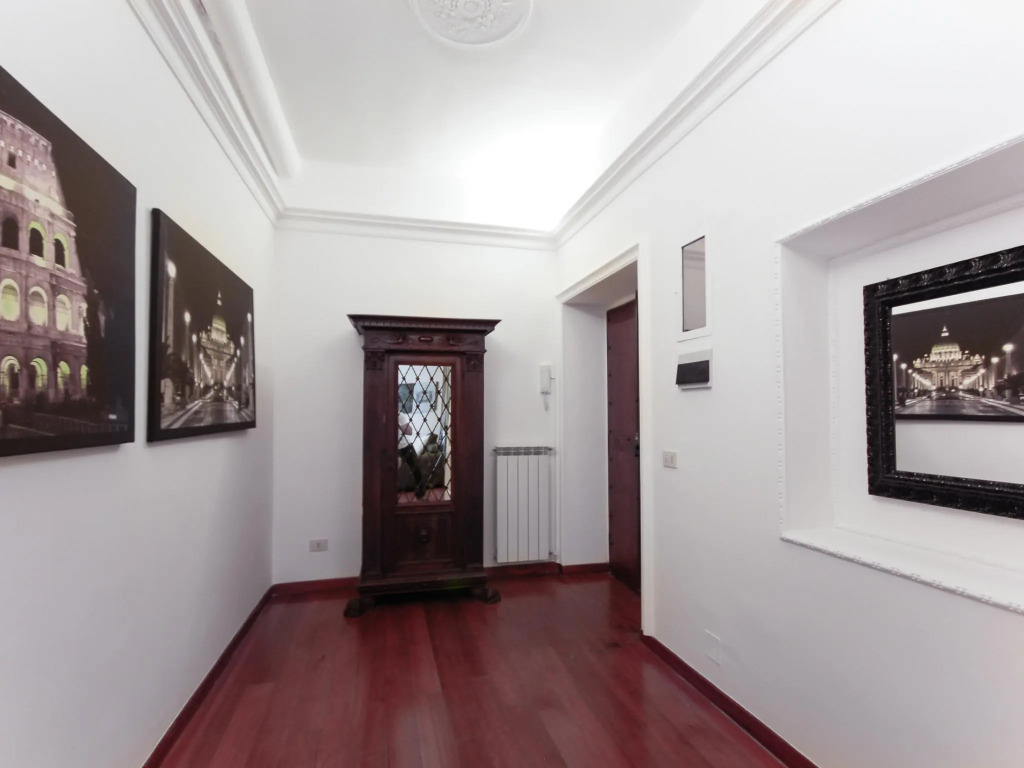 Banchi Apartment