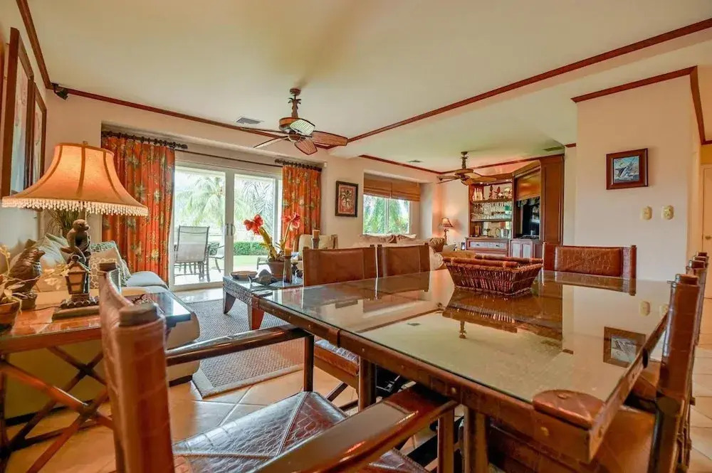 CR Luxury Del Mar 4Q 2 Bdrm