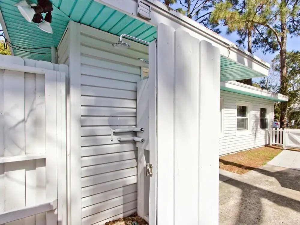 Salty Pause by Tybee Vacation Rentals