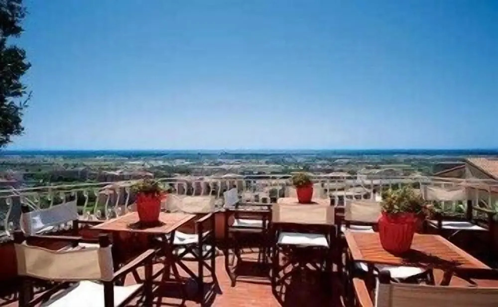 Hotel Tarconte
