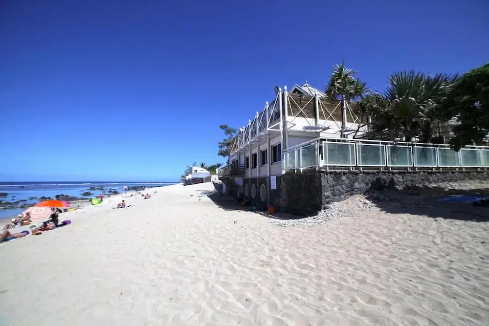 Chalet With one Bedroom in ST Pierre, With Wonderful sea View and Terrace Near the Beach