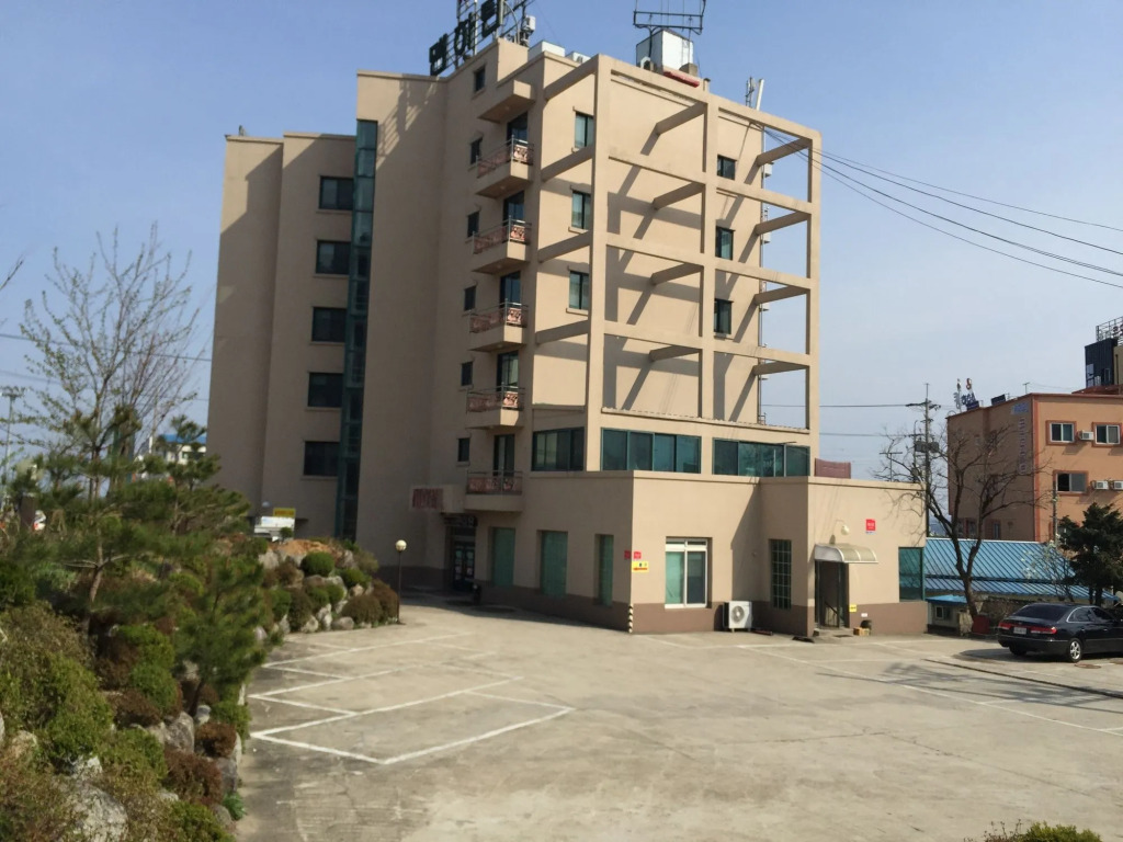 Port View