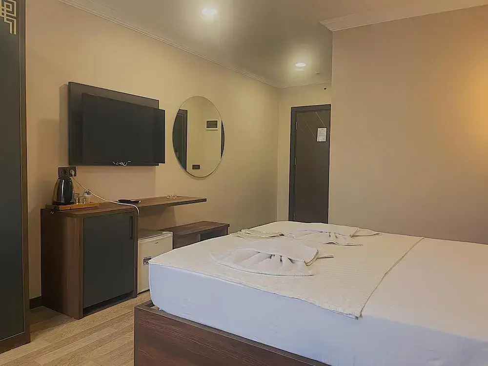 La Vie Suite Hotel