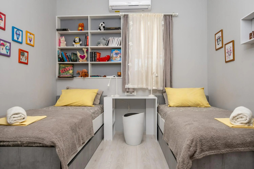 Calypso - newly equiped, with separate entrance and parking