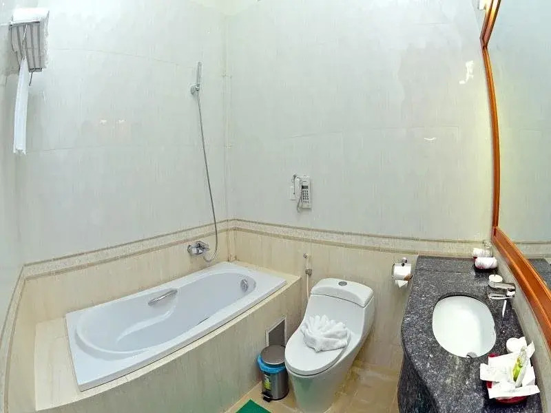 Nwe Tha Ki Hotel