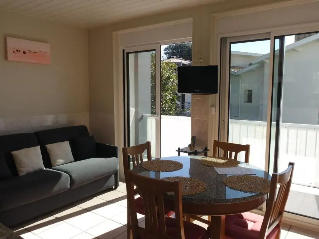 Appartement Arcachon, 1 Pièce, 4 Personnes - Fr-1-319-341
