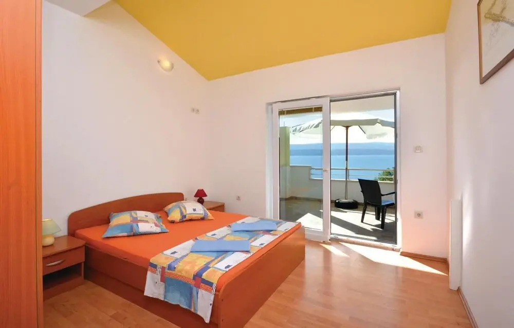 Amazing Home in Lokva Rogoznica With Wifi and 3 Bedrooms