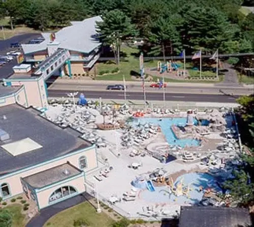 Copa Cabana Resort Hotel & Suites